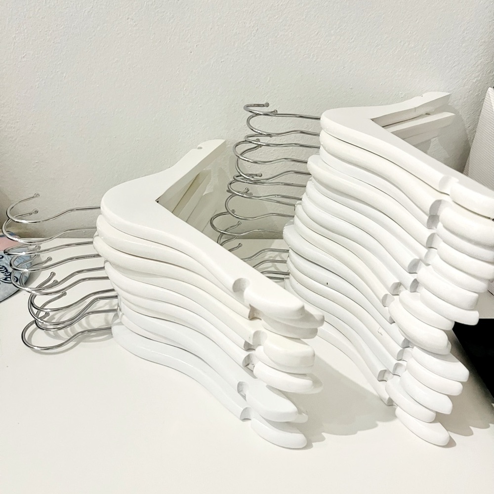 Kids Baby Children Toddler Wooden Shirt Coat Hangers with Notches 25pcs